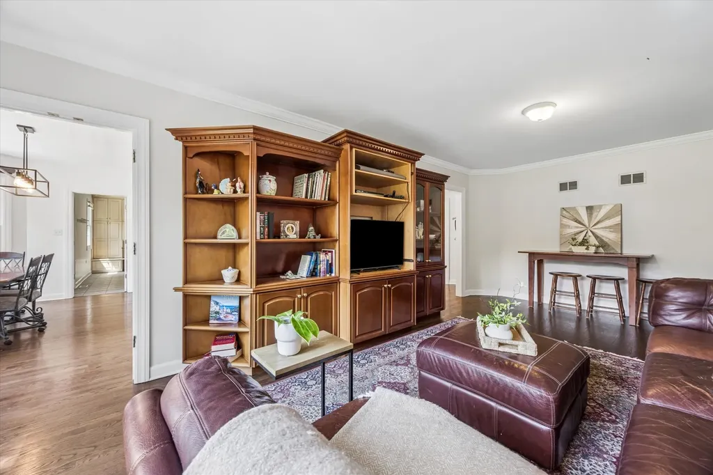 4124 Clausen Avenue Western Springs IL 60558
