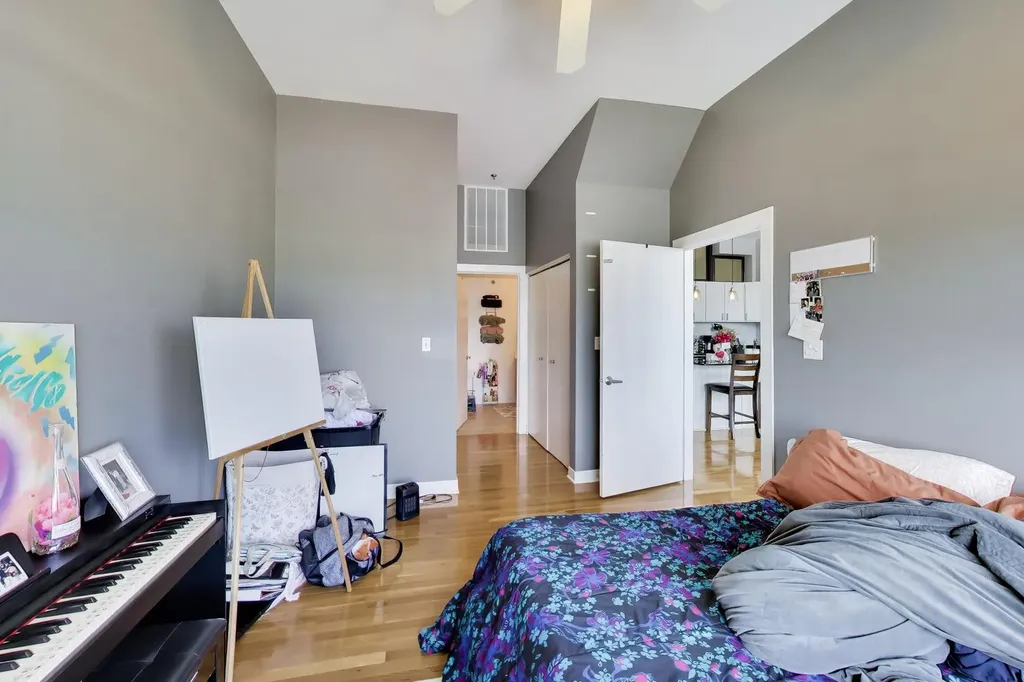 1 South Leavitt Street Chicago IL 60612