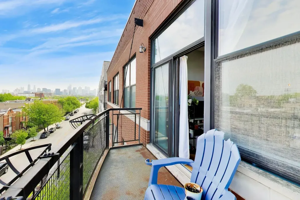 1 South Leavitt Street Chicago IL 60612