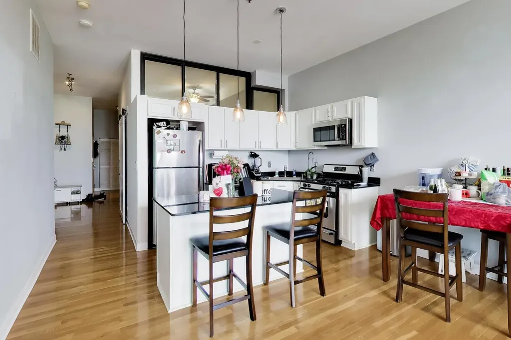 1 South Leavitt Street Chicago IL 60612