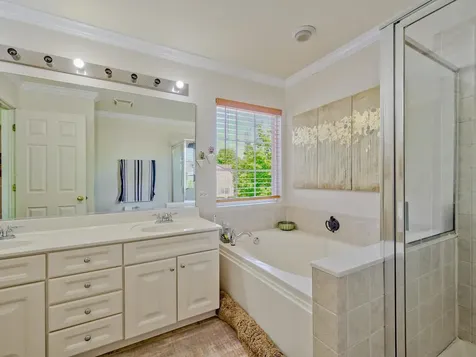 6051 Canterbury Lane Hoffman Estates IL 60192