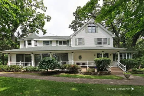 2214 Main Street Road Spring Grove IL 60081