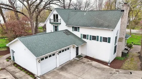 2214 Main Street Road Spring Grove IL 60081