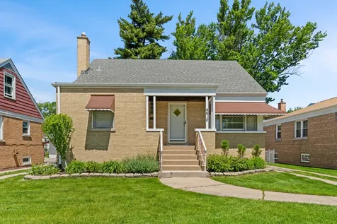 4610 West 97th Place Oak Lawn IL 60453