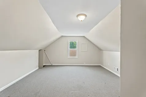 4610 West 97th Place Oak Lawn IL 60453