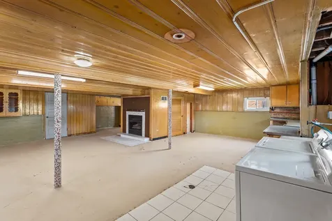 4610 West 97th Place Oak Lawn IL 60453