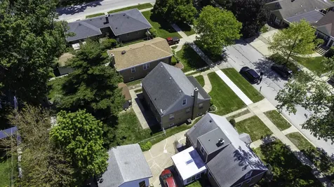 4610 West 97th Place Oak Lawn IL 60453