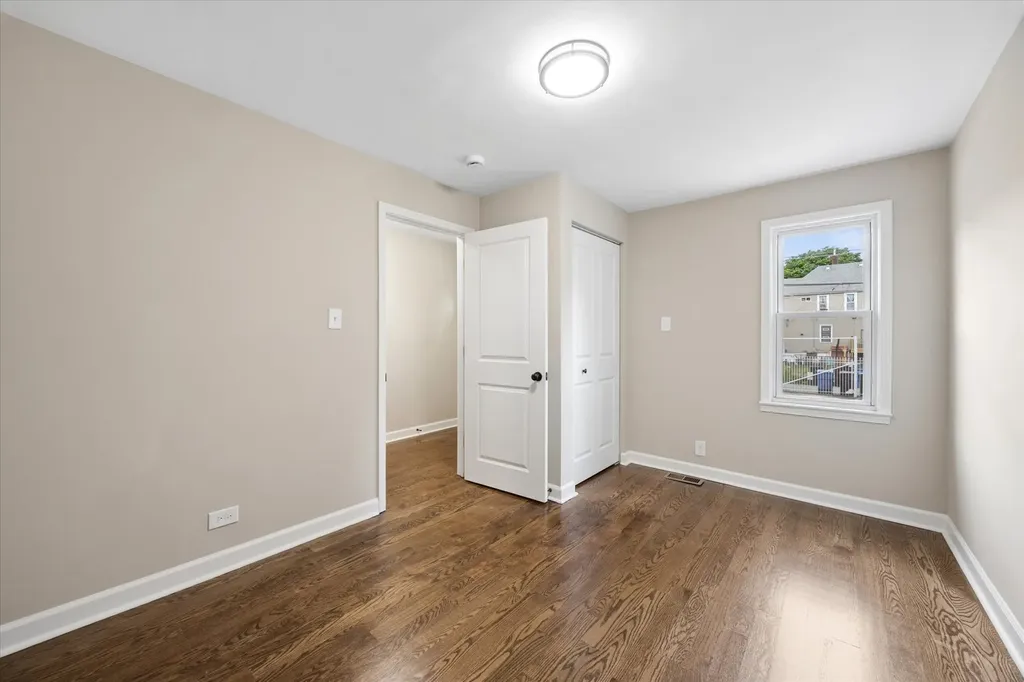 909 North Lockwood Avenue Chicago IL 60651