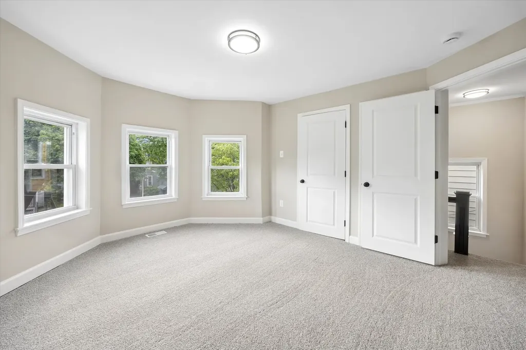 909 North Lockwood Avenue Chicago IL 60651