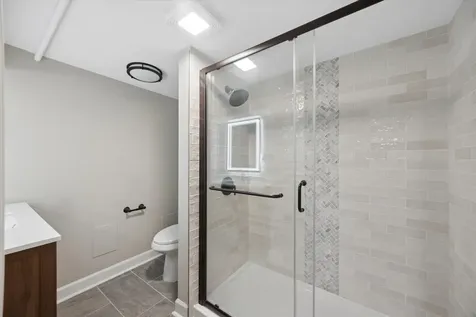 909 North Lockwood Avenue Chicago IL 60651