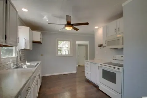 1126 South 16th Street Quincy IL 62301