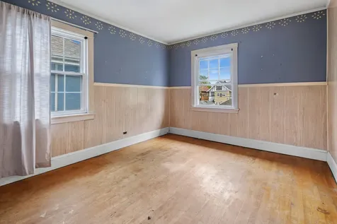 5325 West Berteau Avenue Chicago IL 60641