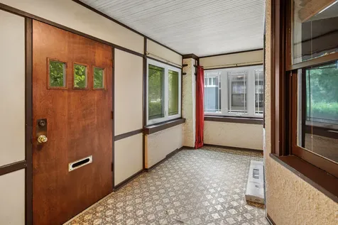 5325 West Berteau Avenue Chicago IL 60641