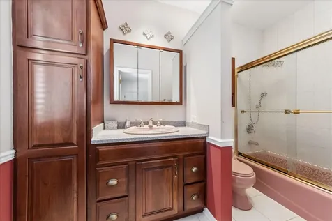 2244 Country Knoll Lane Elgin IL 60123