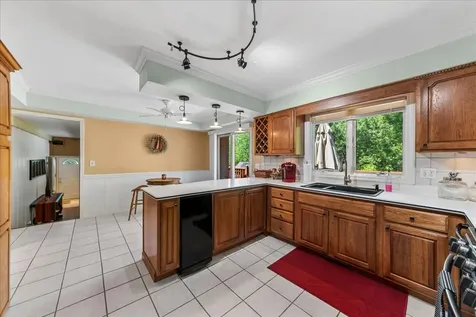 2244 Country Knoll Lane Elgin IL 60123