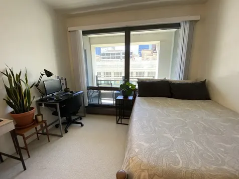 130 North Garland Court Chicago IL 60603