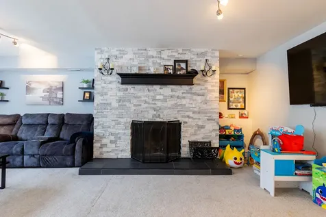 825 Copley Lane Joliet IL 60431