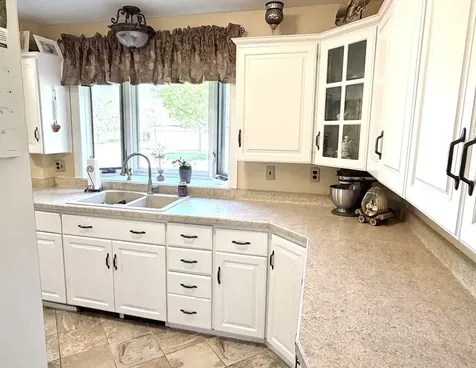 206 South Hawthorne Avenue Granville IL 61326