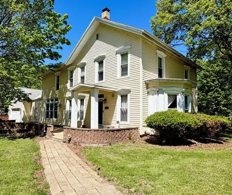 206 South Hawthorne Avenue Granville IL 61326