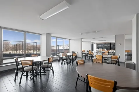 5445 North Sheridan Road Chicago IL 60640