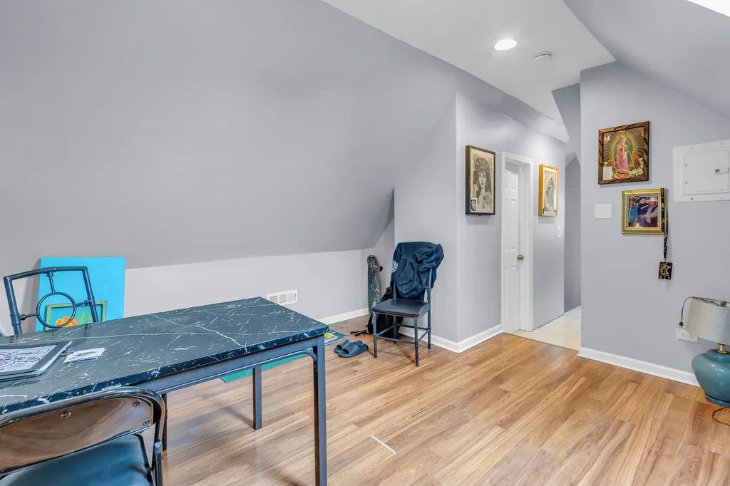 2243 South Sawyer Avenue Chicago IL 60623