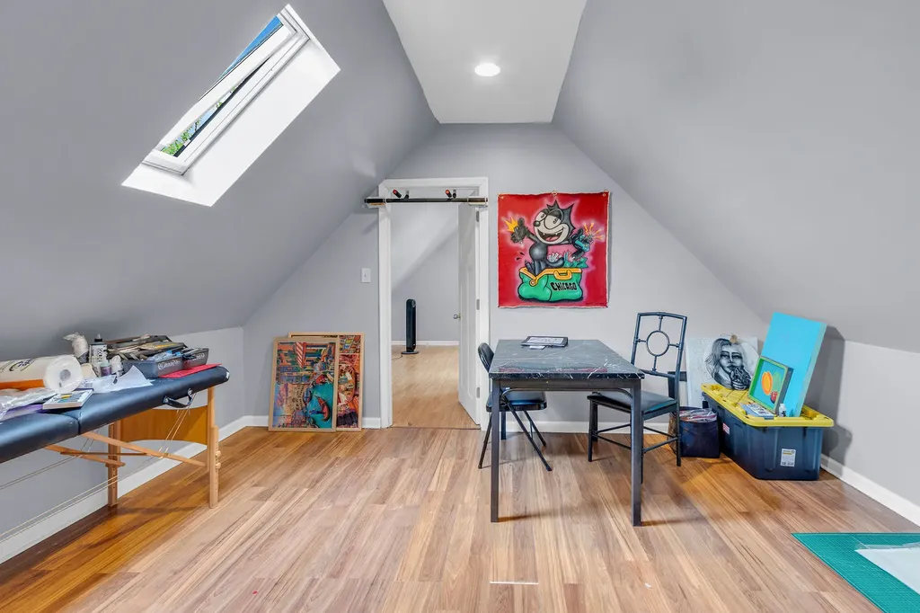 2243 South Sawyer Avenue Chicago IL 60623