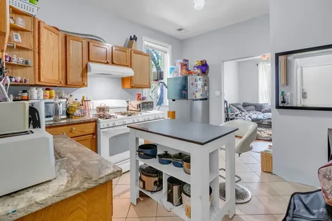 2243 South Sawyer Avenue Chicago IL 60623