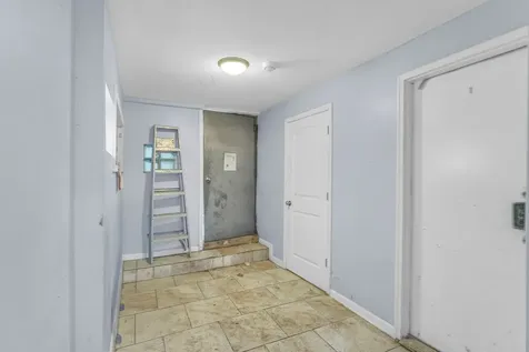 2243 South Sawyer Avenue Chicago IL 60623