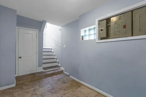 2243 South Sawyer Avenue Chicago IL 60623