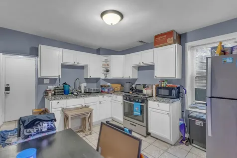 2243 South Sawyer Avenue Chicago IL 60623