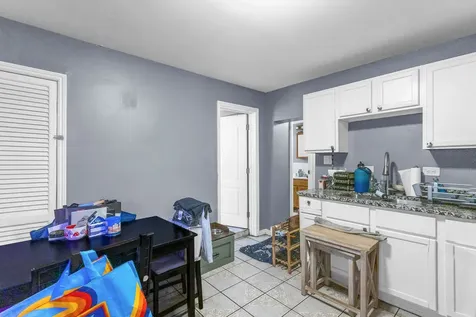 2243 South Sawyer Avenue Chicago IL 60623
