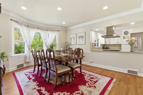 355 Oakdale Avenue Lake Forest IL 60045