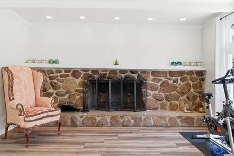 355 Oakdale Avenue Lake Forest IL 60045