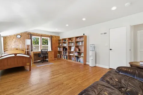 355 Oakdale Avenue Lake Forest IL 60045