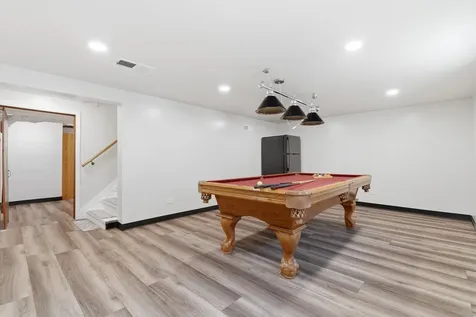 355 Oakdale Avenue Lake Forest IL 60045