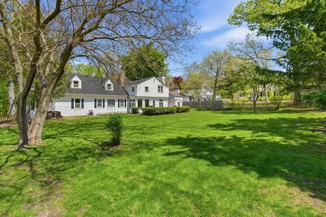 355 Oakdale Avenue Lake Forest IL 60045