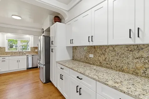 355 Oakdale Avenue Lake Forest IL 60045