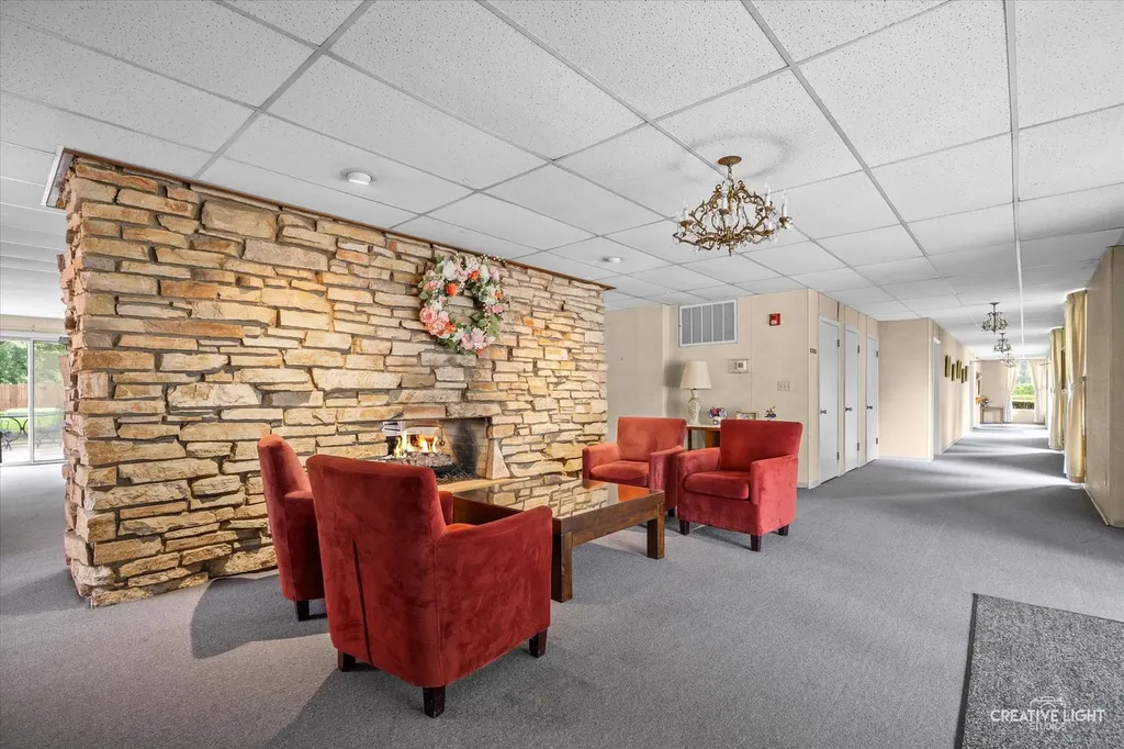450 West Downer Place Aurora IL 60506