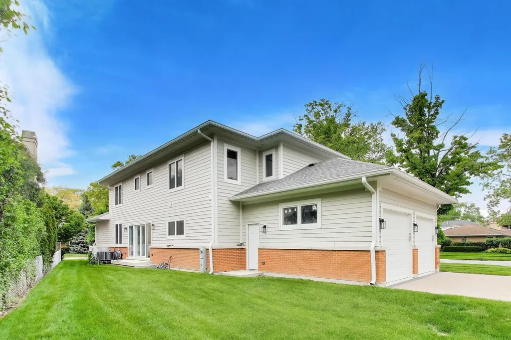 1133 Fortuna Avenue Park Ridge IL 60068