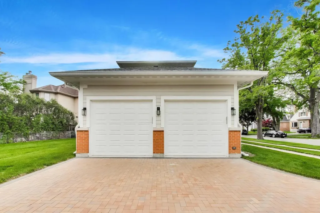 1133 Fortuna Avenue Park Ridge IL 60068