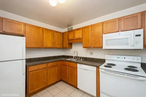 211 East Ohio Street Chicago IL 60611