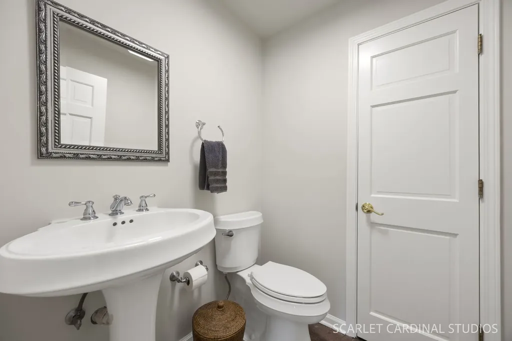 416 West Oak Street Wheaton IL 60187