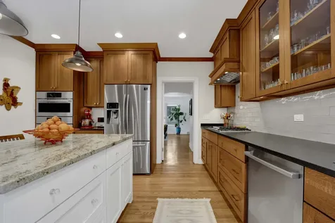 3029 Simpson Street Evanston IL 60201