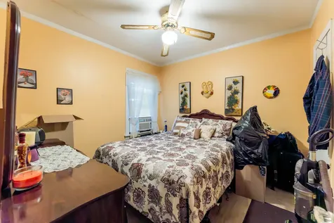 8129 South Cornell Avenue Chicago IL 60617
