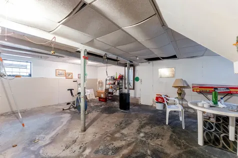 8129 South Cornell Avenue Chicago IL 60617