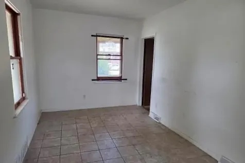 719 Greenbay Avenue Calumet City IL 60409
