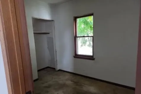 719 Greenbay Avenue Calumet City IL 60409