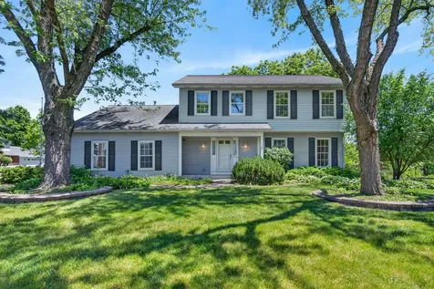 241 Wakefield Lane Geneva IL 60134