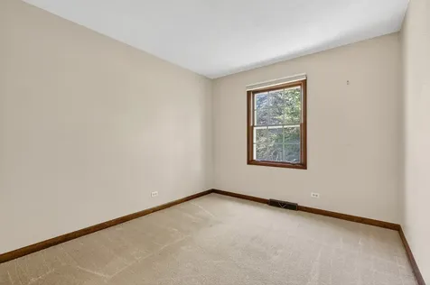 241 Wakefield Lane Geneva IL 60134