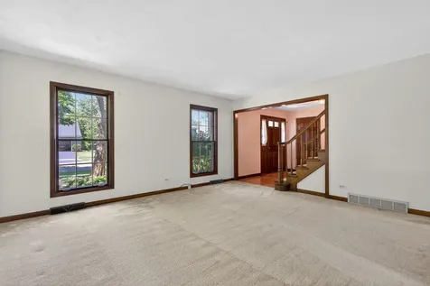 241 Wakefield Lane Geneva IL 60134